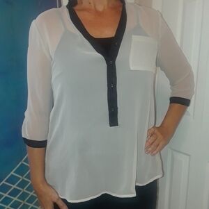 SIMPLY Vera Sheer, Champagne Top With Slit Back